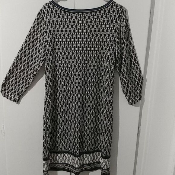 Max Studio Dress - Picture 5 of 5